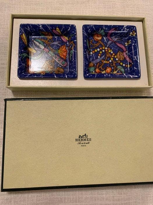 Vide-poche (2) - Hermès - Oosterse en westerse stenen -, Antiek en Kunst, Antiek | Meubels | Stoelen en Sofa's