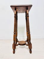 Tafelstandaard - Eiken plantenstandaard met gedraaide en