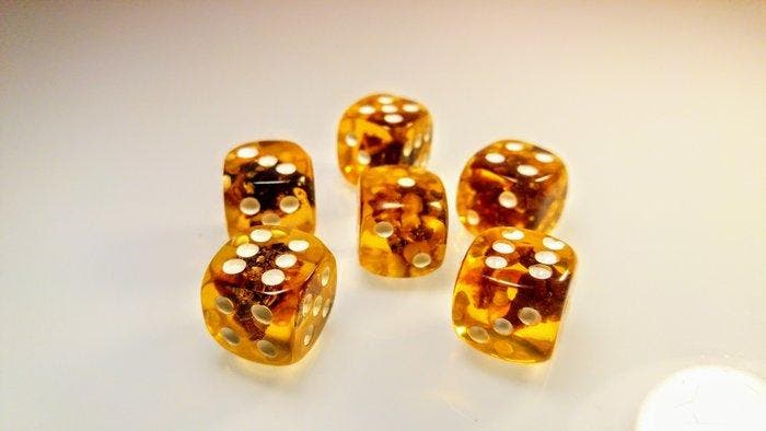 Baltische barnsteen dobbelstenen - Barnsteen - 17 mm - 17 mm, Collections, Collections Animaux