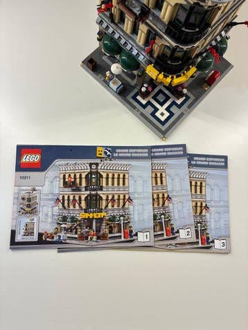 Lego Set - 10211 - Creator Expert - RARE SET - GRAND, Nieuw