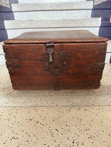 Coffre de rangement - Bois tendre