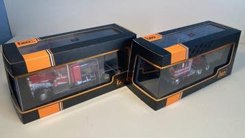 IXO 1:43 - Voiture miniature (2) - 1952 Peterbilt 350 / 1979