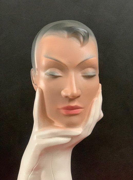 Christian Dior Merchandise - Reclamebord - Gips, Antiek en Kunst, Antiek | Wandborden en Tegels