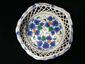 Vintage Japanese Arita Porcelain Basketweave Bowl -