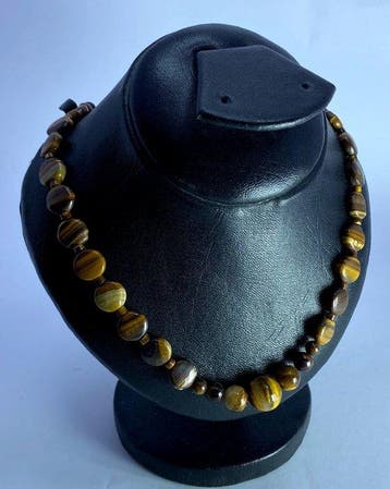 Collier œil de tigre Poli - Hauteur : 15 mm - Largeur : 8