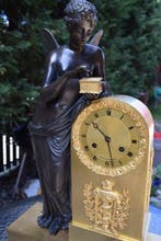 Figurale pendule - Brons - 1800-1850