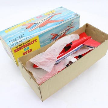 M.T. Modern Toys, Japan - Avion miniature - Beechcraft