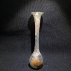 Oud-Romeins Glas Fles. Hoogte 11 cm. 1e - 2e eeuw na