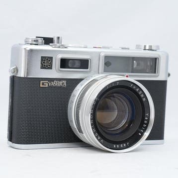 Yashica Electro 35 G (Color Yashinon-DX 45mm f/1.7) Analoge