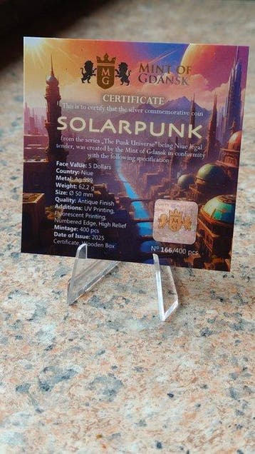 Niue. 5 Dollars 2025, Solar Punk, 2 Oz