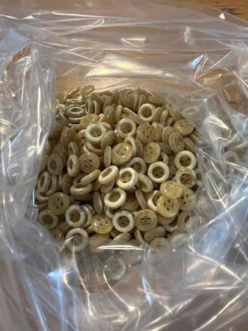 Themacollectie - Knoopjes van parelmoer voor de bovenkant,