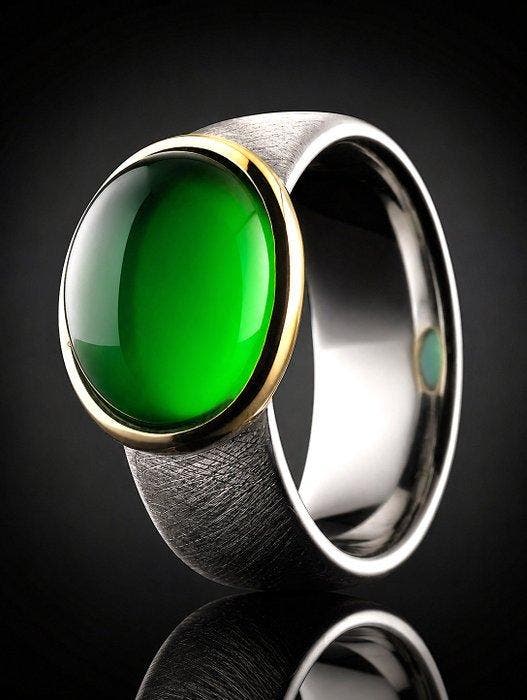 Zeldzame Groene Amber Cabochon Ring - 925 Sterlingzilver -, Antiek en Kunst, Curiosa en Brocante