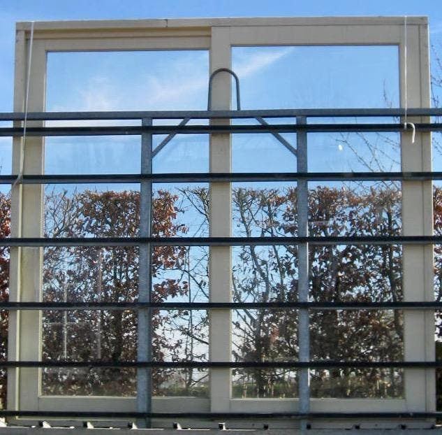 merani houten raam , chassis , venster 270 x 258, Doe-het-zelf en Bouw, Raamkozijnen en Schuifdeuren, Inclusief glas, Gebruikt