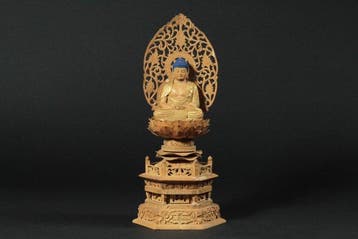 Amida Nyorai (Amitabha Buddha) Seated Statuette with