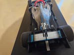 1:18 - Model raceauto - Mercedes-AMG Petronas F1-auto #44, Nieuw