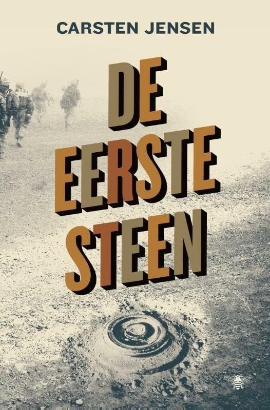 De eerste steen (9789023473916, Carsten Jensen), Livres, Romans, Envoi