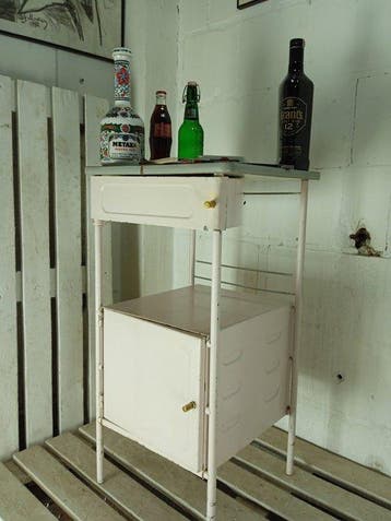 Kabinet - Vintage ziekenhuis-nachtkastje - Staal