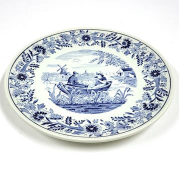 Vintage Royal Boch wandbord met Hollands landschap, boot en, Collections, Verzenden