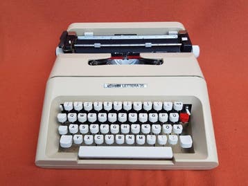 Mario Bellini - Olivetti, Lettera 35 - Typemachine -