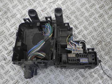 behuizing zekeringkast Nissan Qashqai J11, Verzenden, Gebruikt