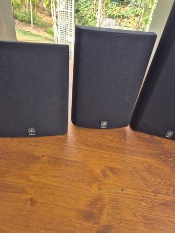 Yamaha - NS-P300 5.1-kanaals surroundgeluid Subwoofer