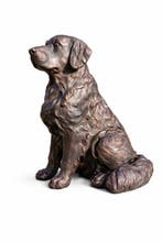Statue, garden statue in bronze color of a Golden Retriever
