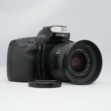 Minolta  101si + AF 3.5-4.5/35-70mm | Analoge camera, Nieuw