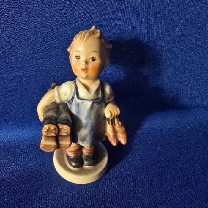 Goebel - Figurine - Hummel #143/0 - Boots - TMK3 -, Antiek en Kunst, Curiosa en Brocante