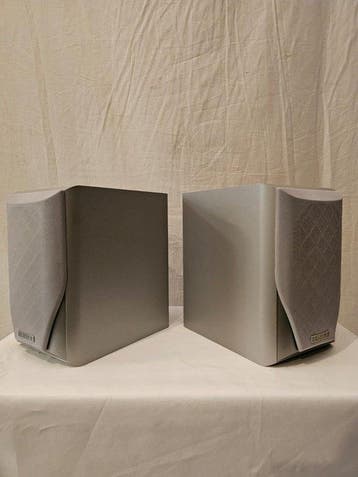 Mission - m70 Compact 2-Way Bass Reflex Bookshelf, Nieuw