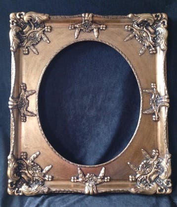 Cadre de présentation - Tilleul, Bois de pin - Cadre ovale.