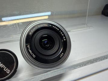 Olympus M.ZUIKO DIGITAL 14-42mm 1:3.5-5.6 EZ Prime lens, Nieuw