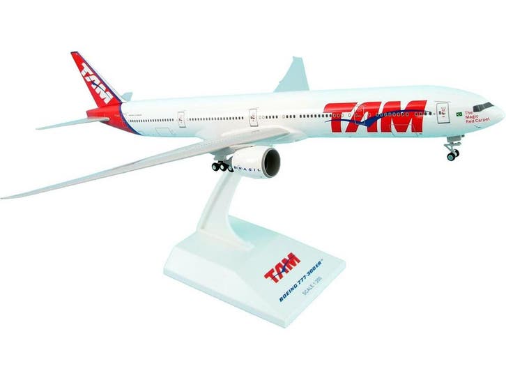 Schaal 1:200 Skymarks SKR485 Boeing B777-300ER TAM Reg. P..., Hobby en Vrije tijd, Modelbouw | Vliegtuigen en Helikopters, Nieuw