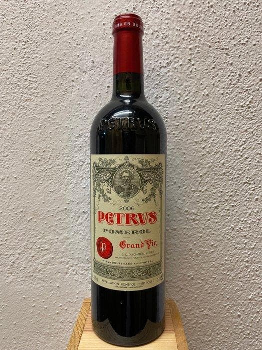 2006 Petrus - Pomerol - 1 Fles (0,75 liter), Collections, Vins