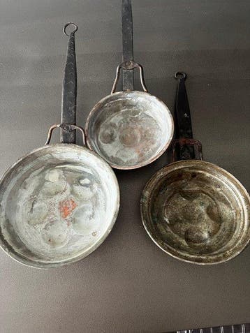 Poêle (3) - Cuivre, Fer - Lot de 3 poêles à œufs
