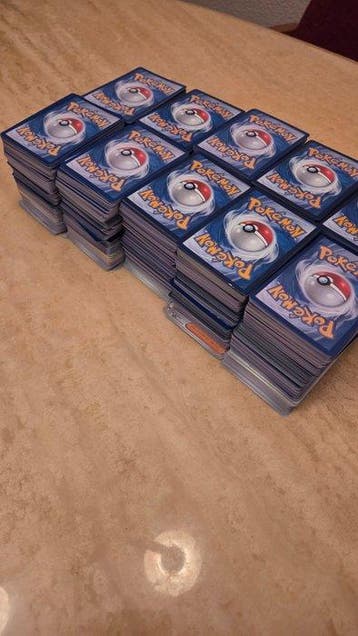 Pokémon - 2500 Bulk kaarten - Various sets, Hobby en Vrije tijd, Verzamelkaartspellen | Pokémon, Nieuw