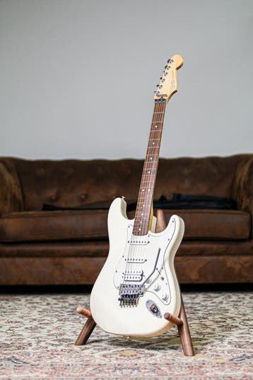 Fender Standard Stratocaster 2002 RW | Olympic White, Musique & Instruments, Instruments à corde | Guitares | Électriques, Verzenden