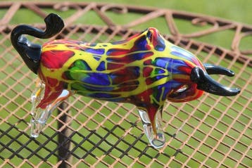Sculpture, kleurijke stier in murano stijl - 11 cm - Verre