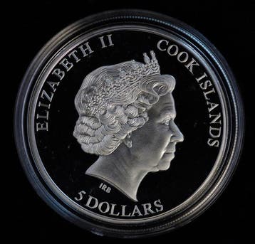 Cookeilanden. 5 Dollars 2011 The Muonionalusta Meteorite