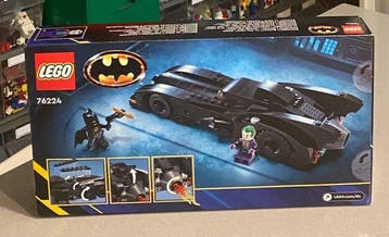 Lego Set - 76224 - DC Super Heroes - Batmobile: Batman vs.