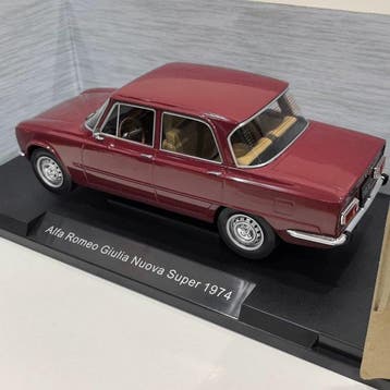 Modelcar Group 1:18 - Modelauto - Alfa Romeo Giulia Nuova