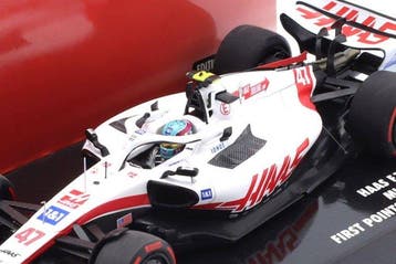 Minichamps 1:43 - Model raceauto - Haas F1 Team VF-22 Mick