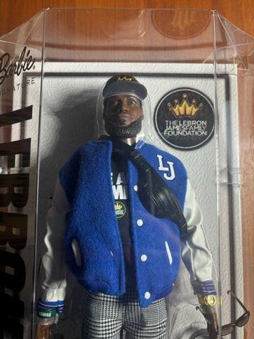Mattel - Barbiepop LeBron James Barbie Doll Kenbassadors -