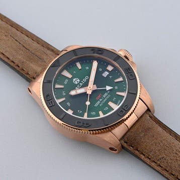 ARCAIDO - Primo Bronze GMT - Swiss Made - Sellita SW330, Nieuw
