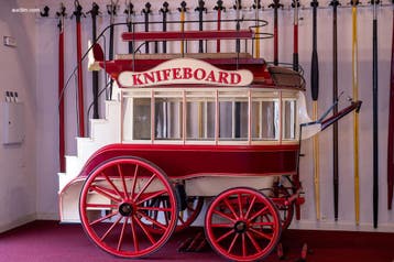 Knifeboard Omnibus, Nieuw