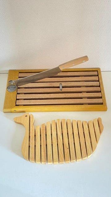 Coupe-pain (2) - Acier, Bois