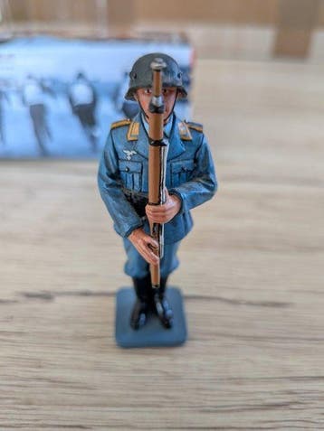 King & Country - Militaire miniatuur beeldjes - Soldat de la, Nieuw