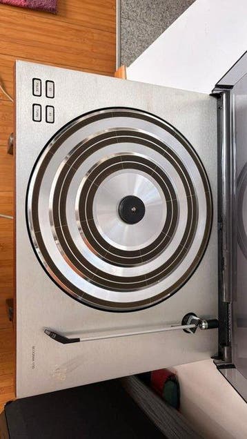 Bang & Olufsen - Beogram 1200 Platenspeler