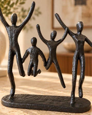 sculptuur, Handgemaakte gietijzeren designsculptuur –