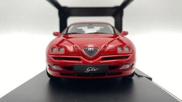 Norev 1:18 - Voiture miniature - Alfa Romeo GTV 1999 -