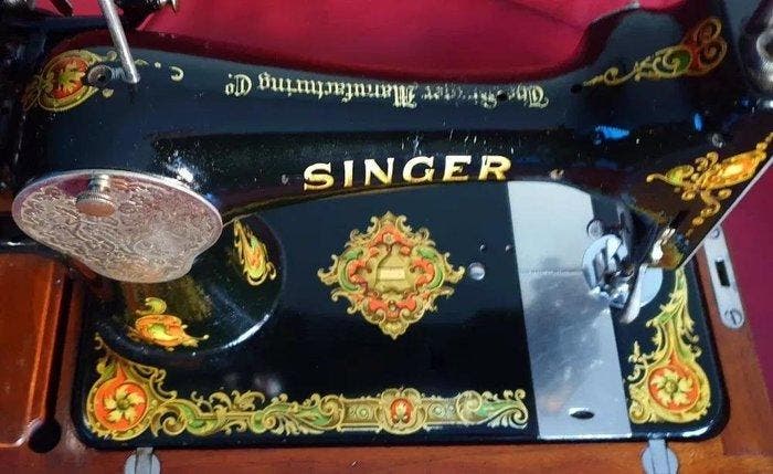 Singer 128K (1922) Machine à coudre - Métal, Antiquités & Art, Art | Objets design